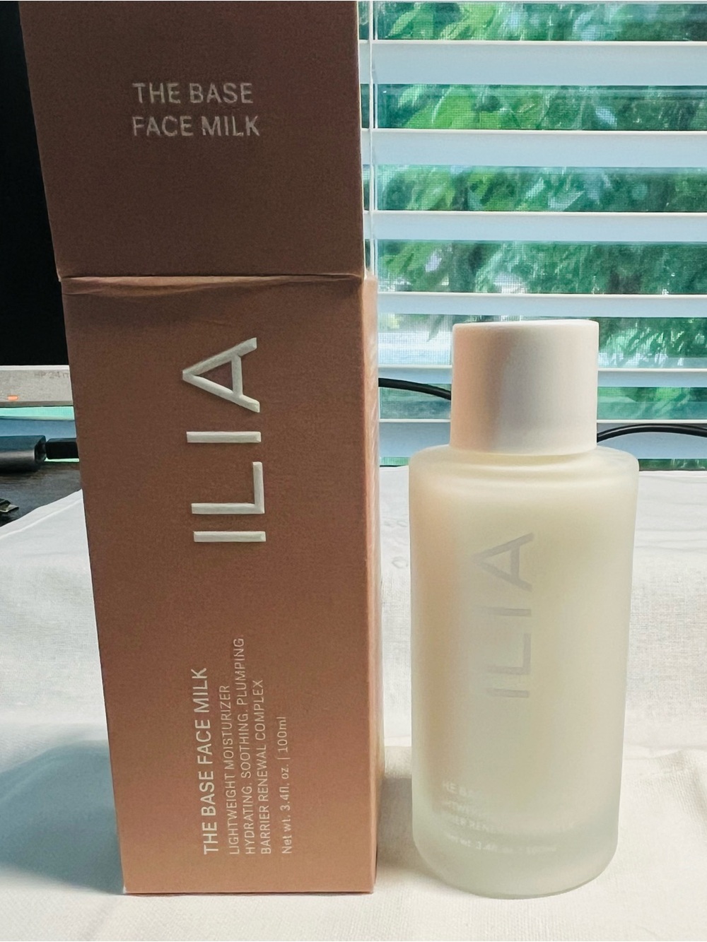 ILIA The Base Face Milk Hydrating Face Milk - 100ml